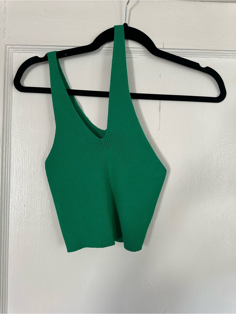 Green one shoulder cropped tank